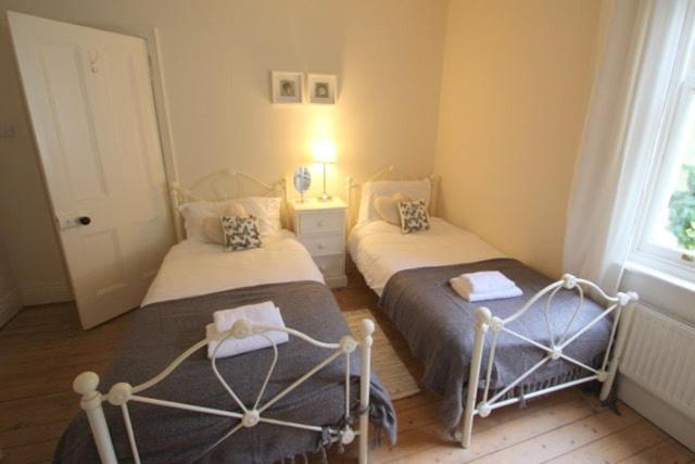 Quayside Villa Уитби Екстериор снимка